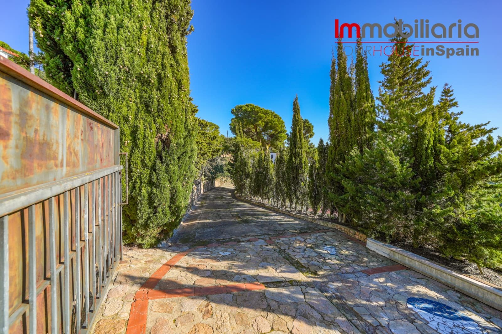 3 soveværelse Villa til salg i Lloret de Mar med swimmingpool garage - € 780.000 (Ref: 8740845)