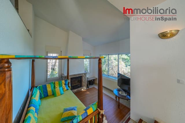 3 slaapkamer Villa te koop in Serra Brava, Lloret de Mar met zwembad garage - € 780.000 (Ref: 8740845)