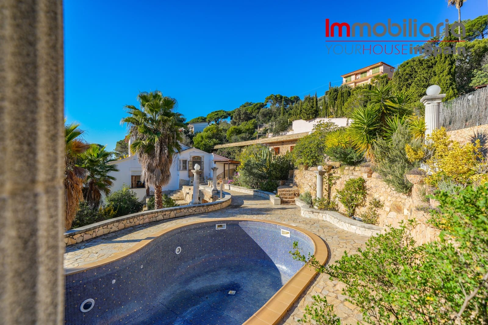 3 soveværelse Villa til salg i Lloret de Mar med swimmingpool garage - € 780.000 (Ref: 8740845)