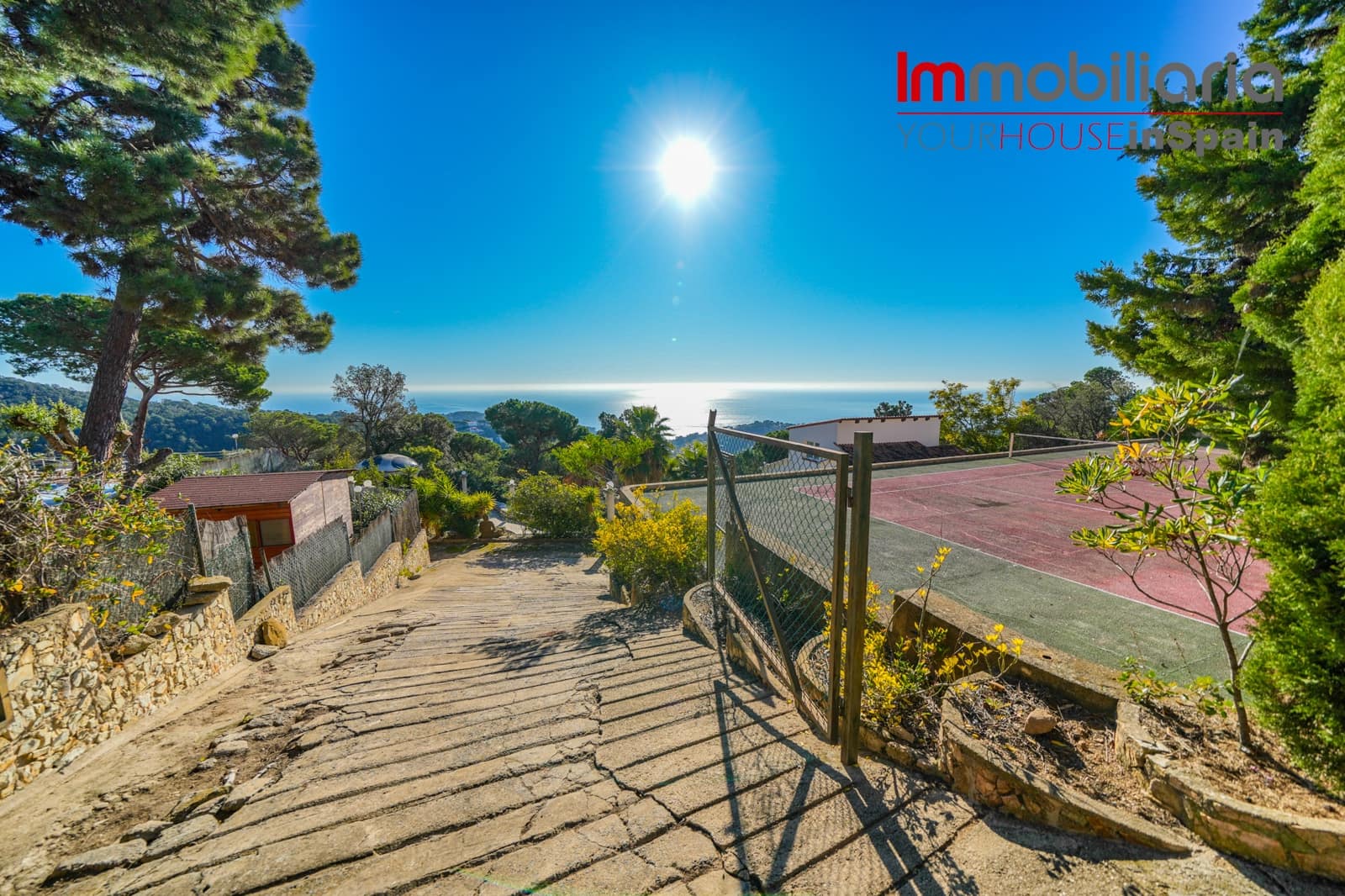 3 soveværelse Villa til salg i Lloret de Mar med swimmingpool garage - € 780.000 (Ref: 8740845)