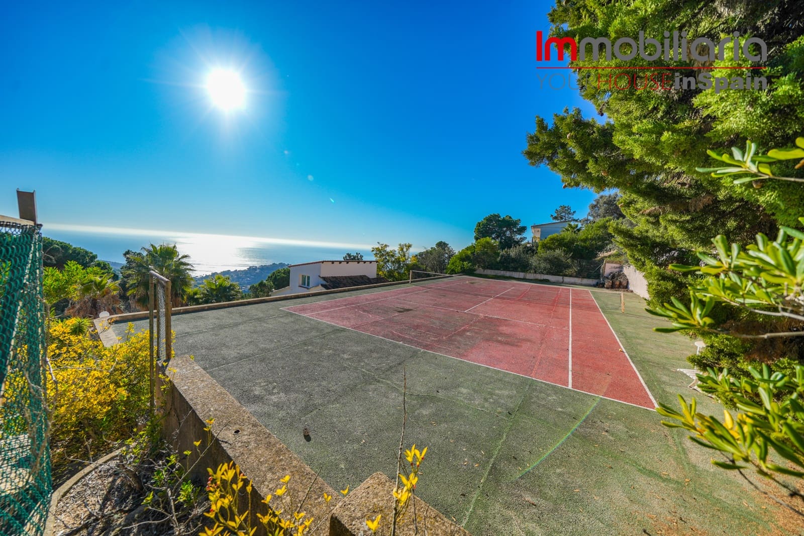 3 soveværelse Villa til salg i Lloret de Mar med swimmingpool garage - € 780.000 (Ref: 8740845)