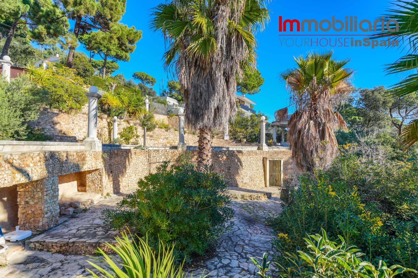 3 soveværelse Villa til salg i Lloret de Mar med swimmingpool garage - € 780.000 (Ref: 8740845)