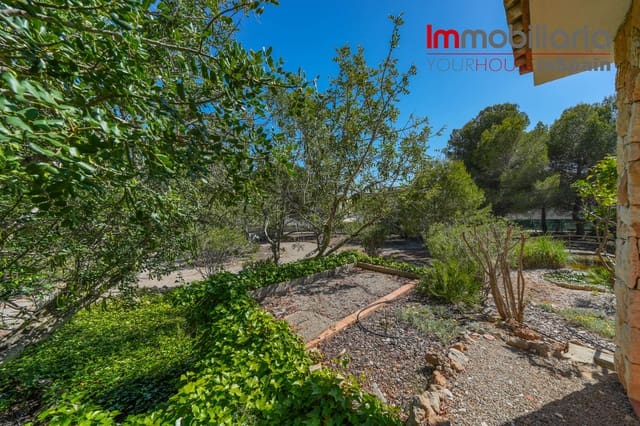 4 bedroom Villa for sale in Altafulla with pool garage - € 795,000 (Ref: 9008797)