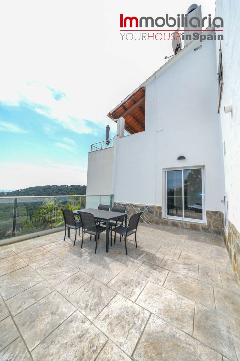 6 quarto Moradia para venda em Blanes com piscina garagem - 1 250 000 € (Ref: 9028483)