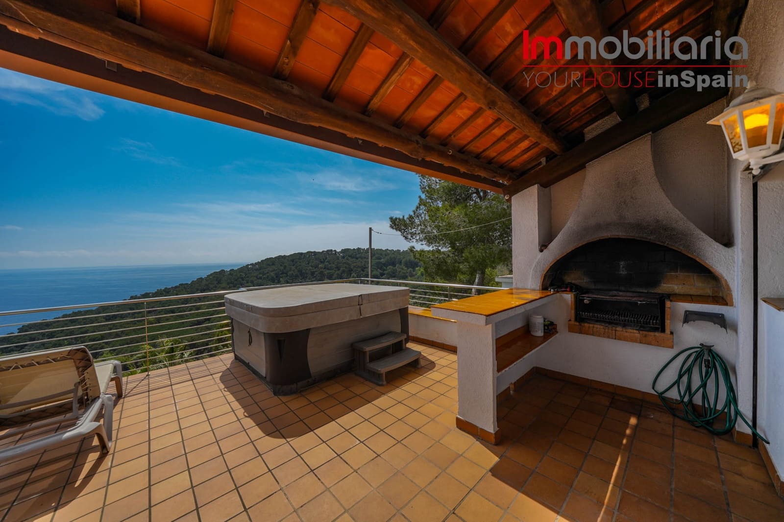 6 quarto Moradia para venda em Blanes com piscina garagem - 1 250 000 € (Ref: 9028483)