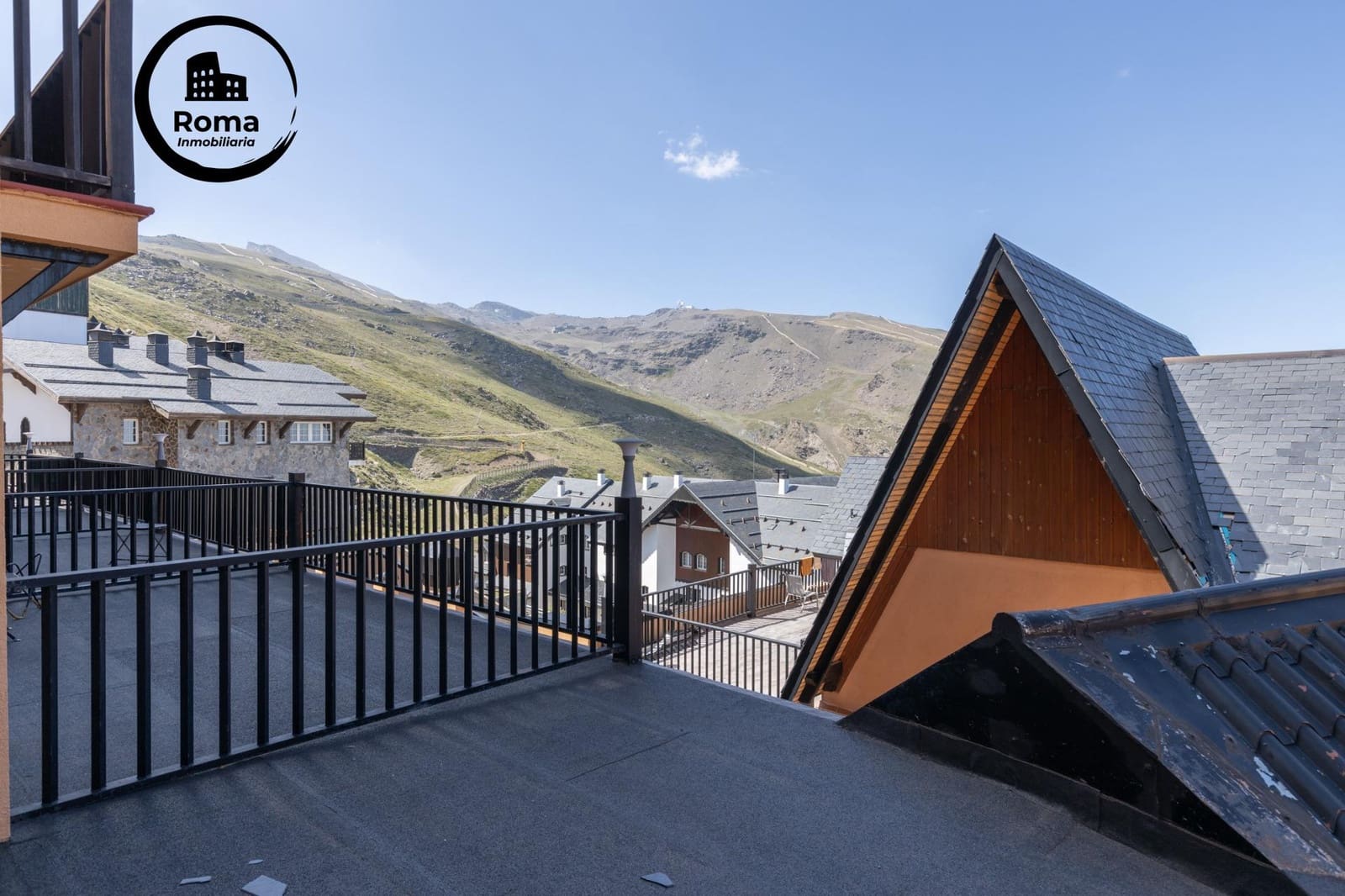 1 bedroom Apartment for sale in Sierra Nevada, Monachil with garage €