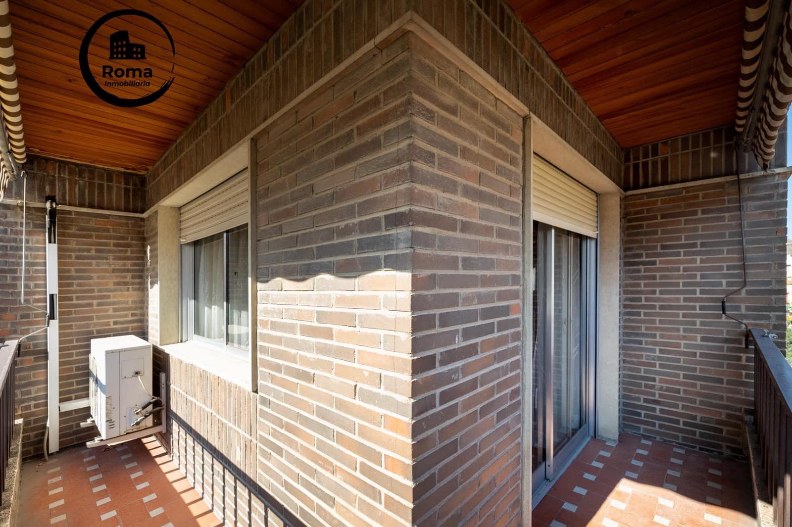 7 bedroom Flat for sale in San Matías Realejo, Granada city €