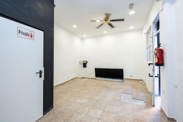 Erhverv til salg i Granada by - € 75.000 (Ref: 9167808)