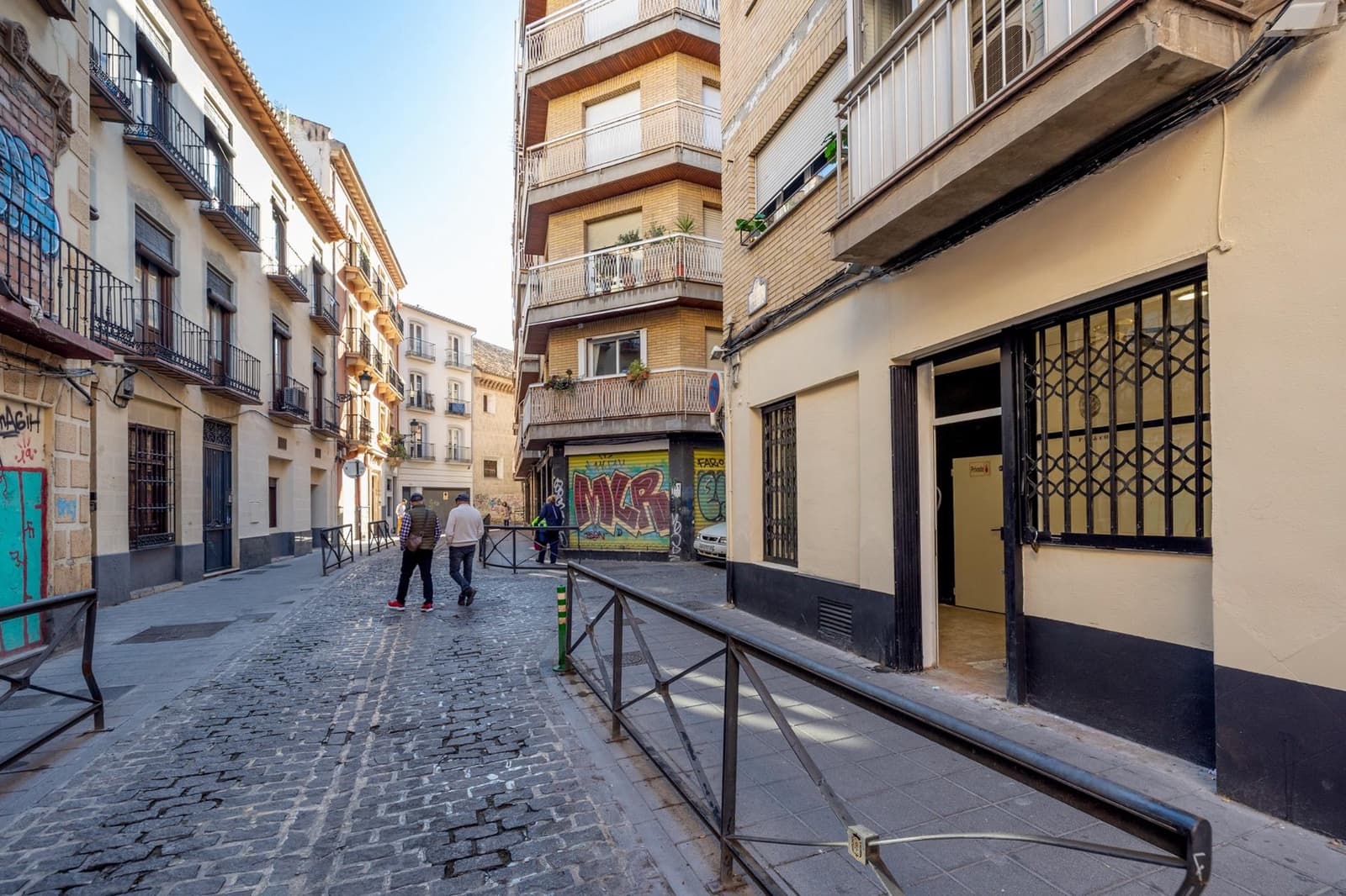 Erhverv til salg i Granada by - € 75.000 (Ref: 9167808)