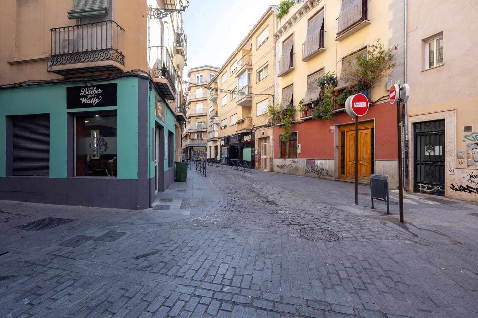 Erhverv til salg i Granada by - € 75.000 (Ref: 9167808)