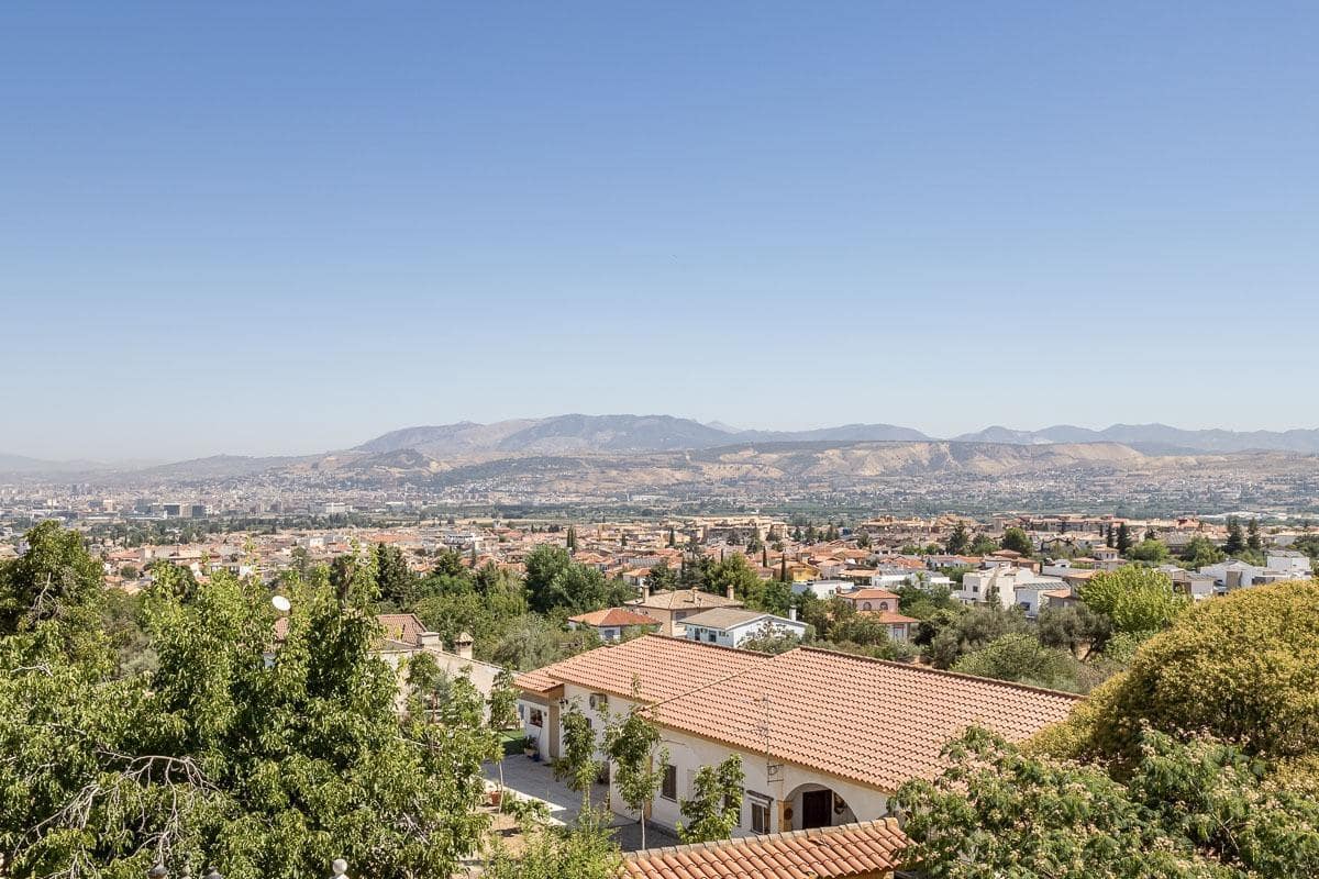 7 bedroom Villa for sale in Ogijares with pool garage - € 1,480,000 (Ref: 9167842)