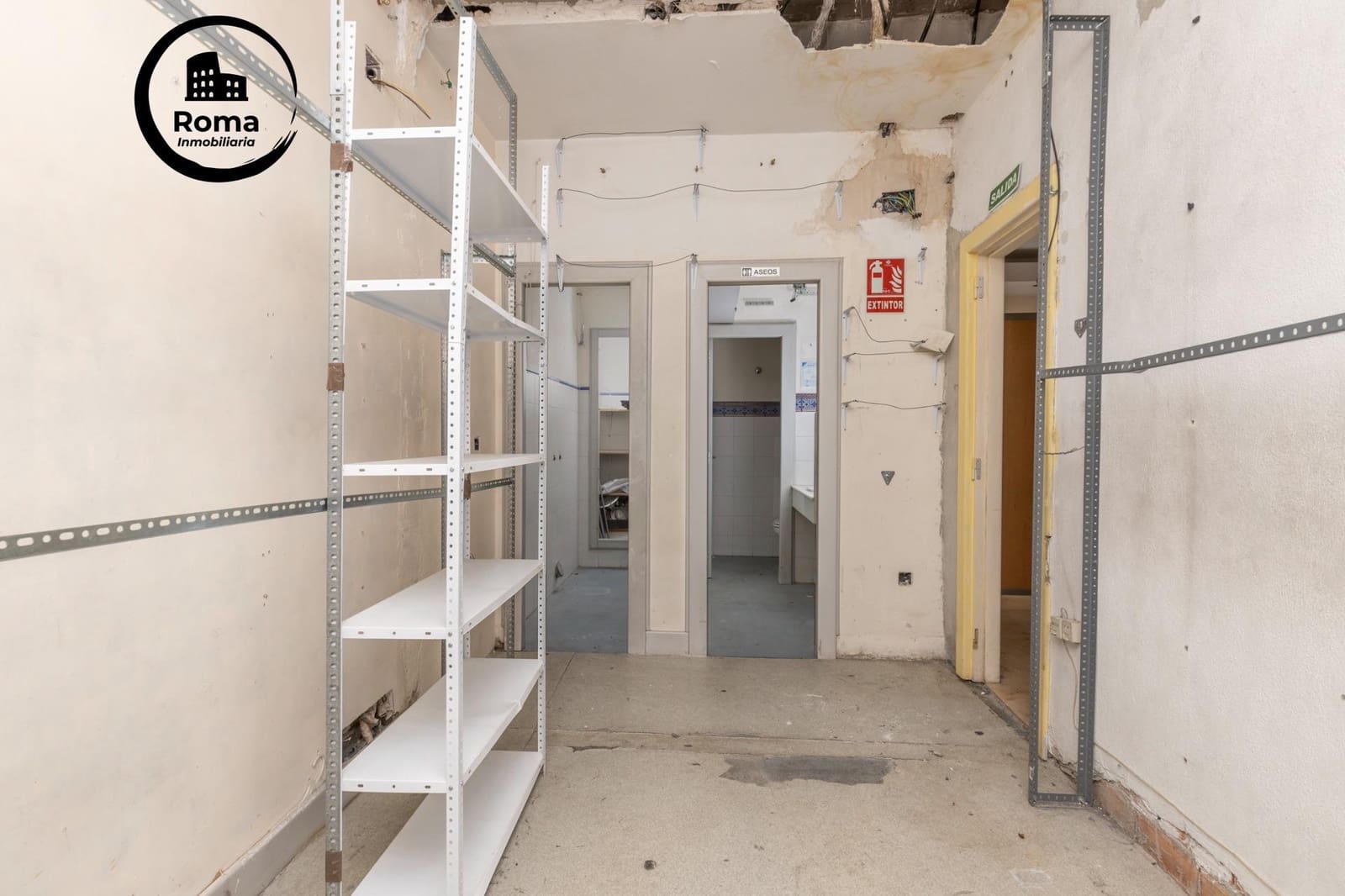 Commercial for sale in Granada city - € 145,000 (Ref: 9167892)