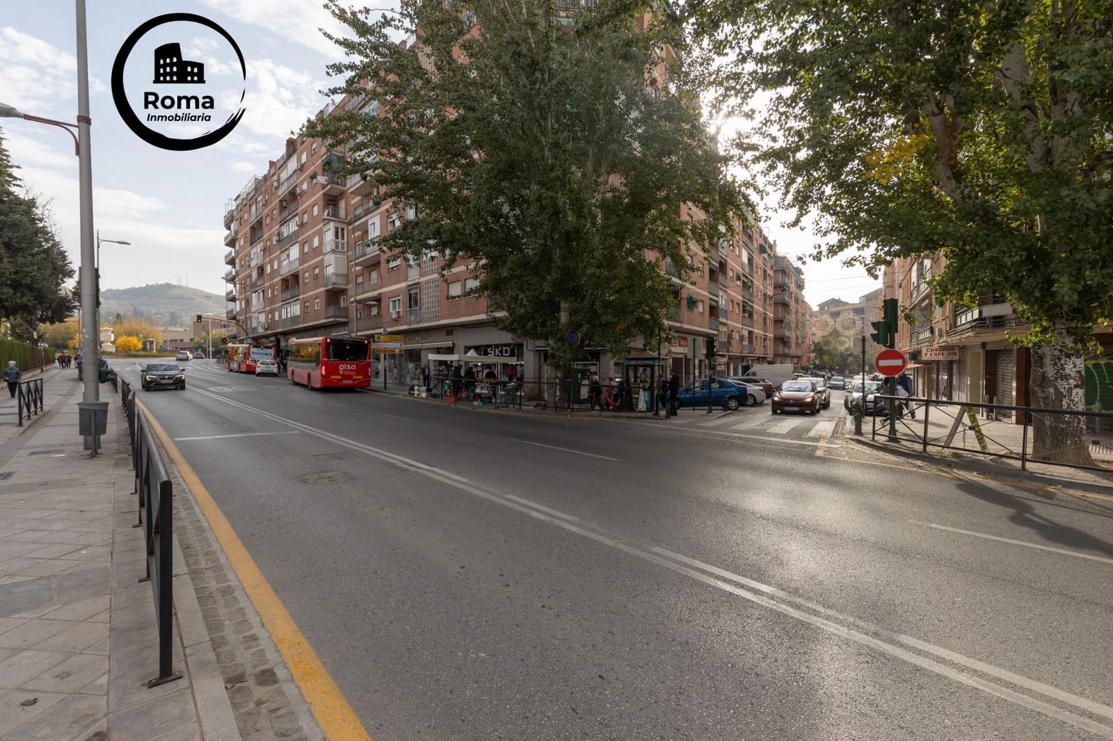 Commercial for sale in Granada city - € 145,000 (Ref: 9167892)