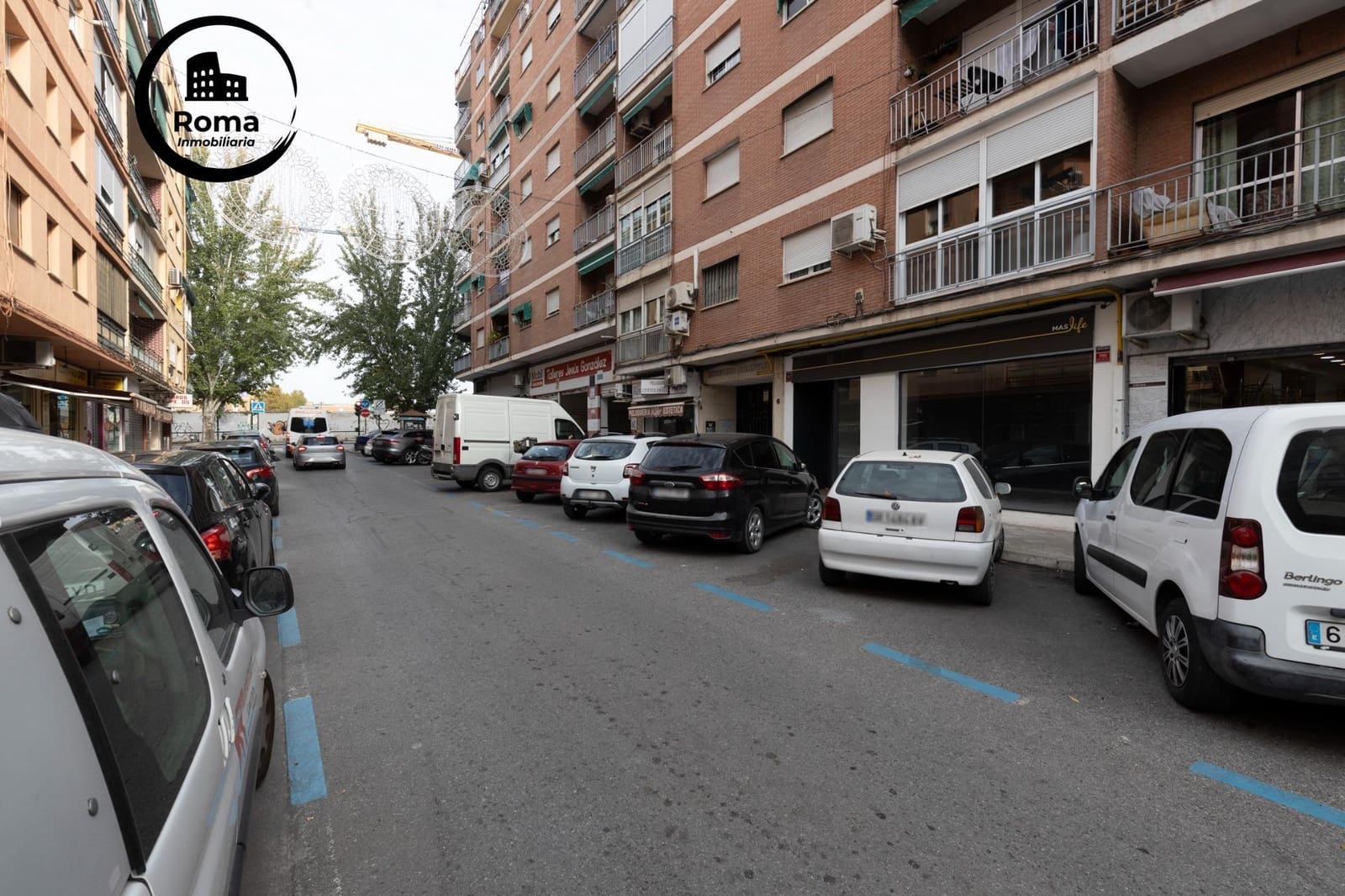 Commercial for sale in Granada city - € 145,000 (Ref: 9167892)
