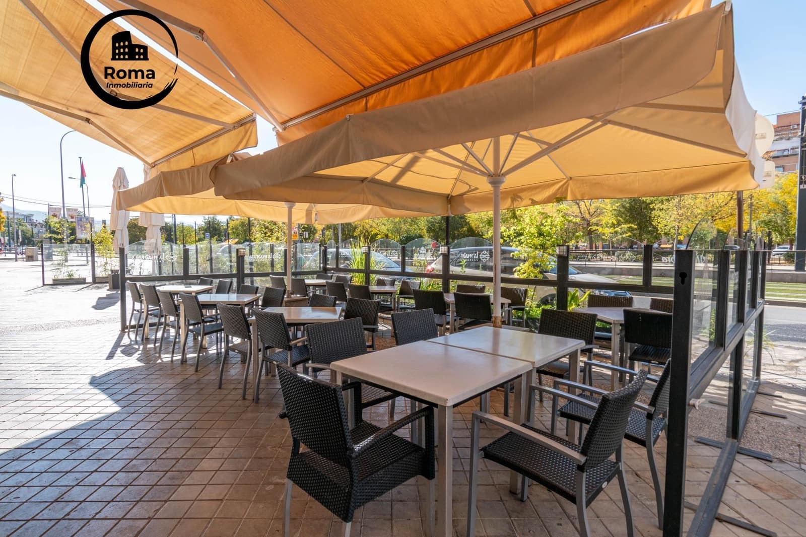 Entreprise à vendre à Grenade ville - 575 000 € (Ref: 9167893)
