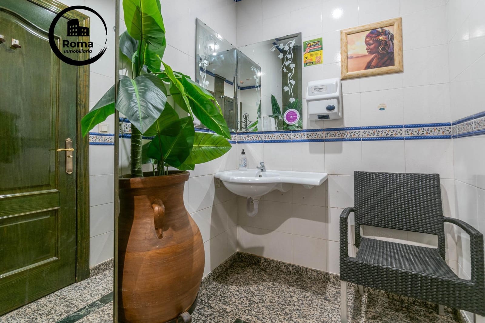Entreprise à vendre à Grenade ville - 575 000 € (Ref: 9167893)
