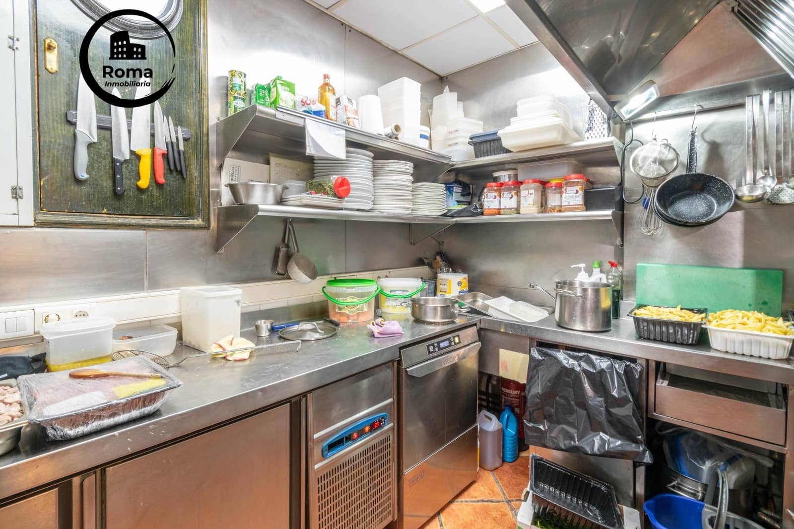 Entreprise à vendre à Grenade ville - 575 000 € (Ref: 9167893)
