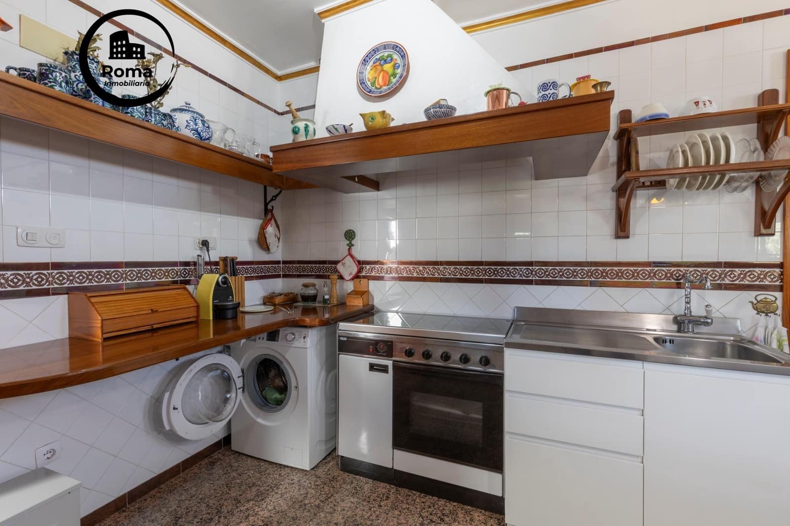 11 soveværelse Villa til salg i Huetor Vega med garage - € 850.000 (Ref: 9167970)