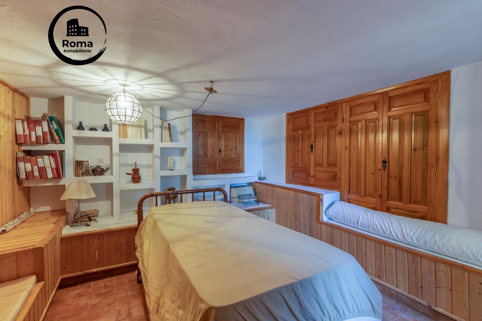 11 soveværelse Villa til salg i Huetor Vega med garage - € 850.000 (Ref: 9167970)