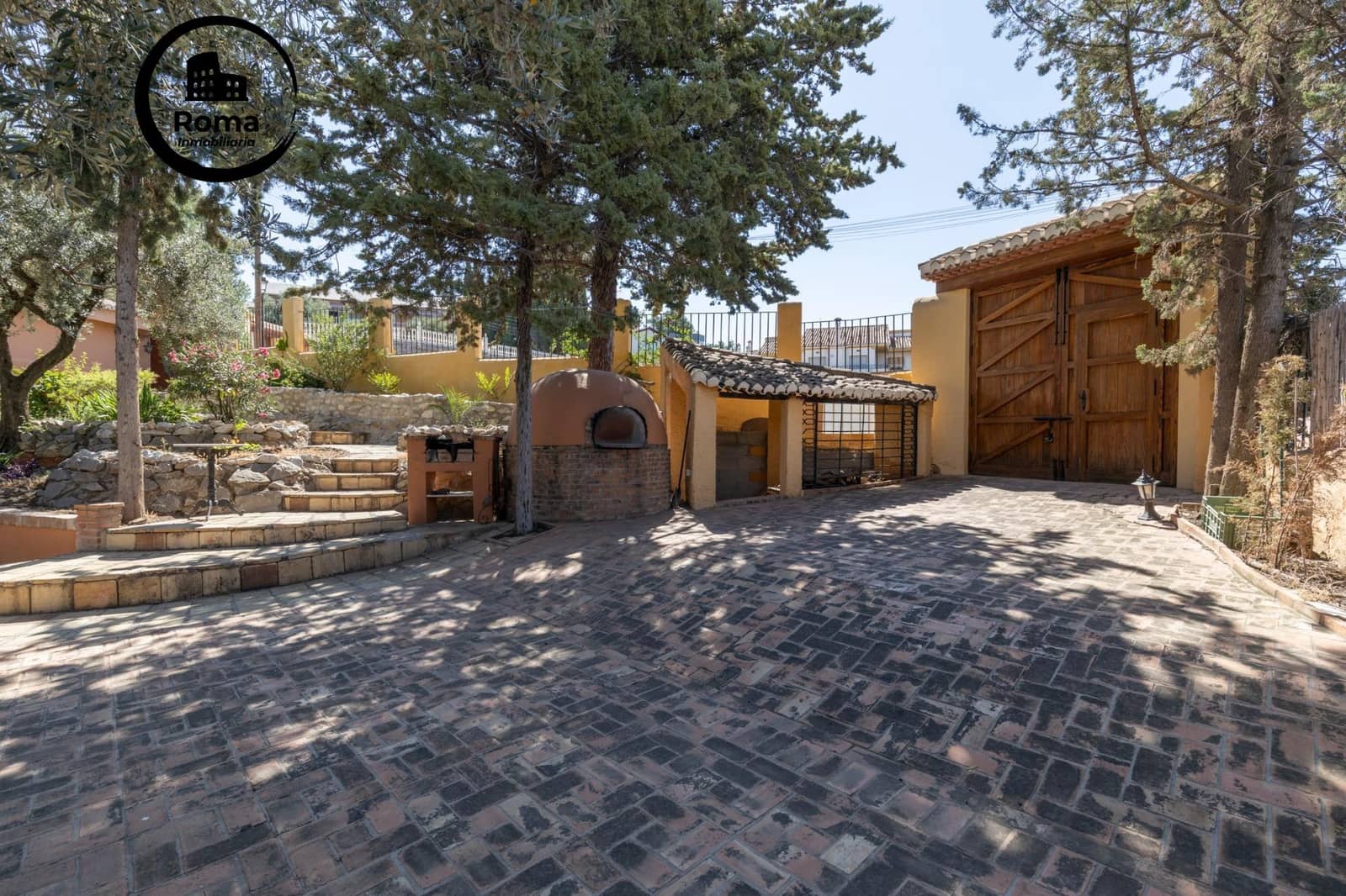 11 soveværelse Villa til salg i Huetor Vega med garage - € 850.000 (Ref: 9167970)