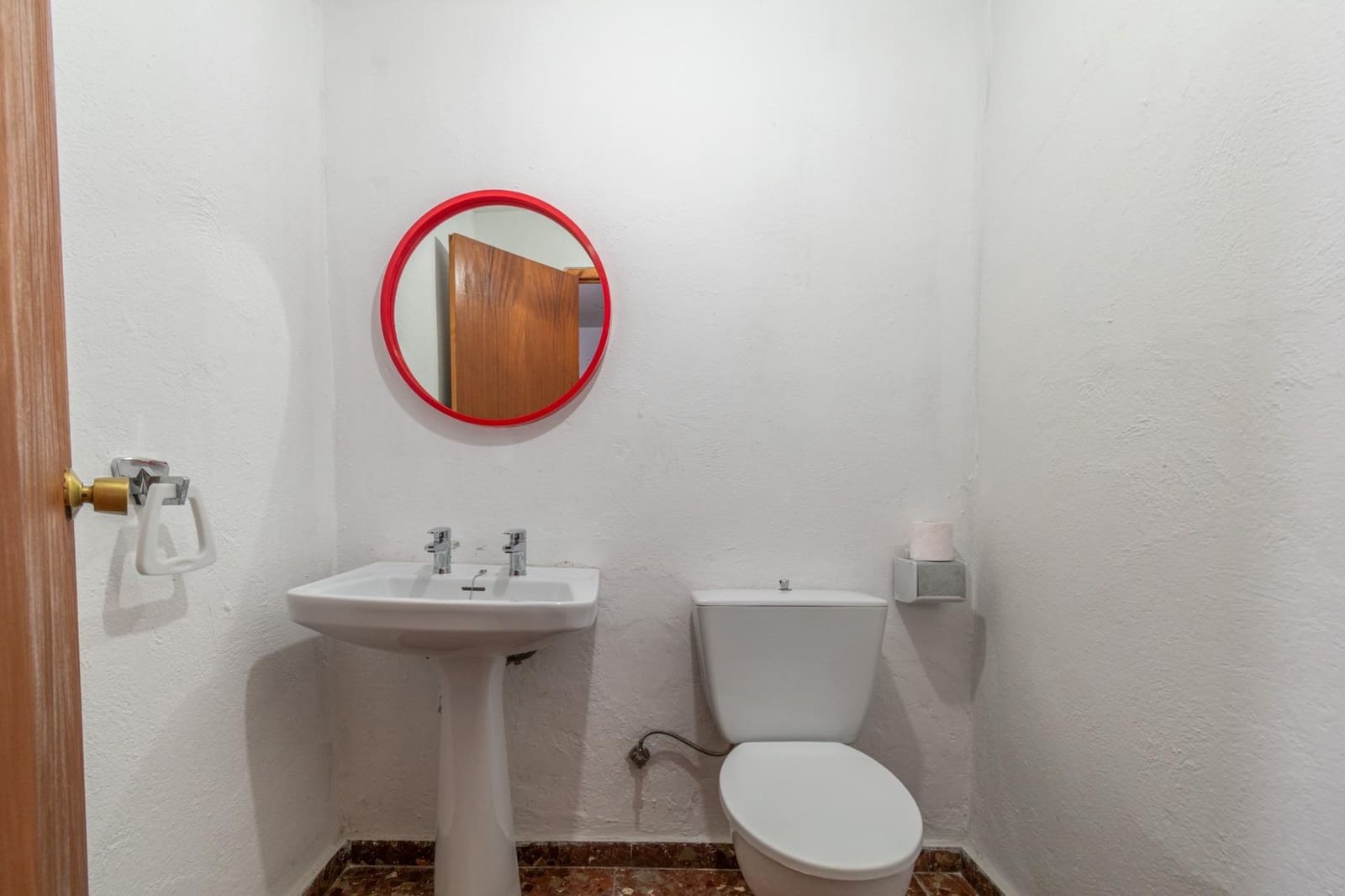 4 slaapkamer Villa te koop in Huetor Santillan met zwembad garage - € 278.000 (Ref: 9206601)