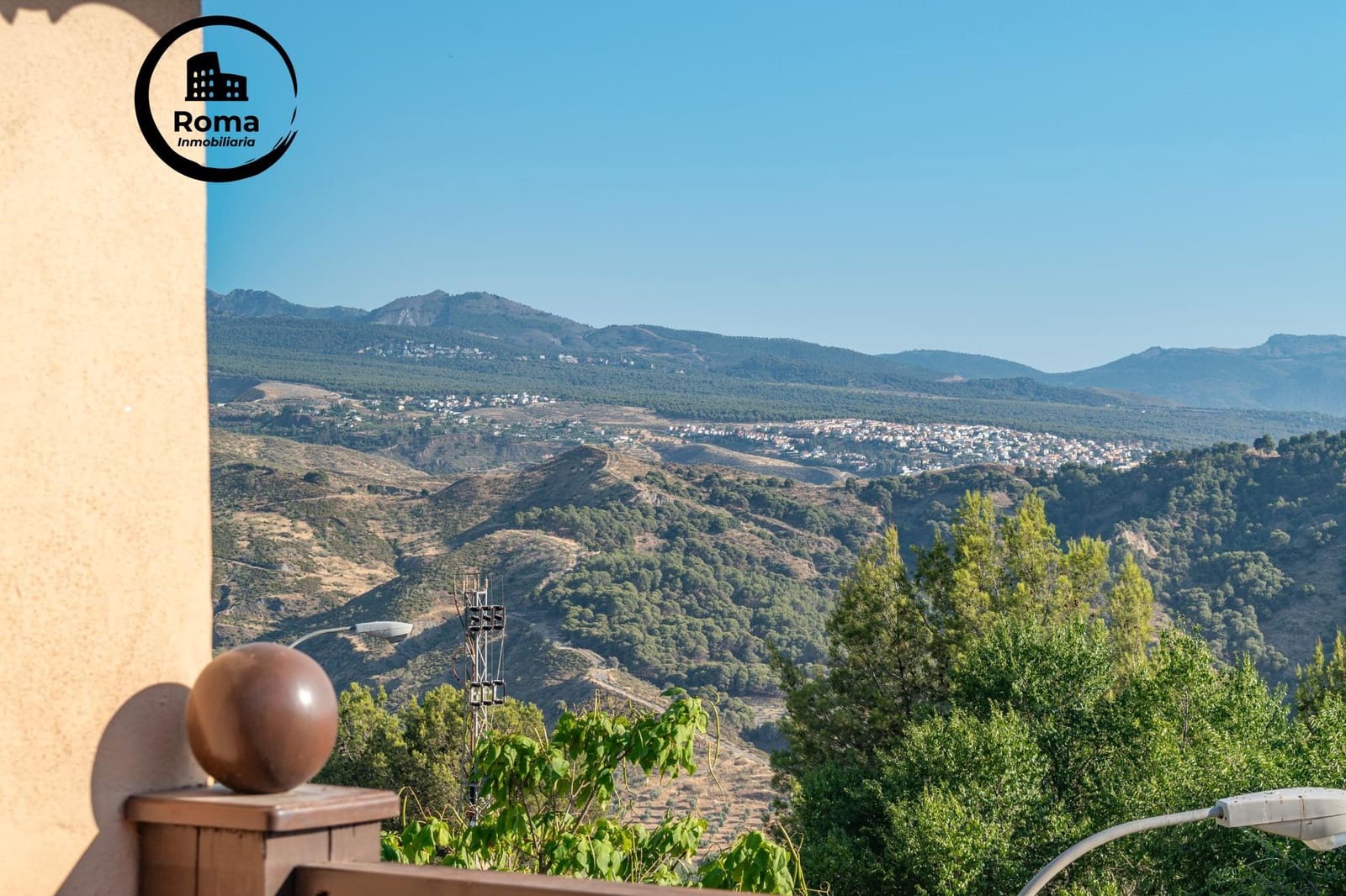 4 soverom Villa til salgs i Cenes de la Vega med svømmebasseng garasje - € 890 000 (Ref: 9232700)