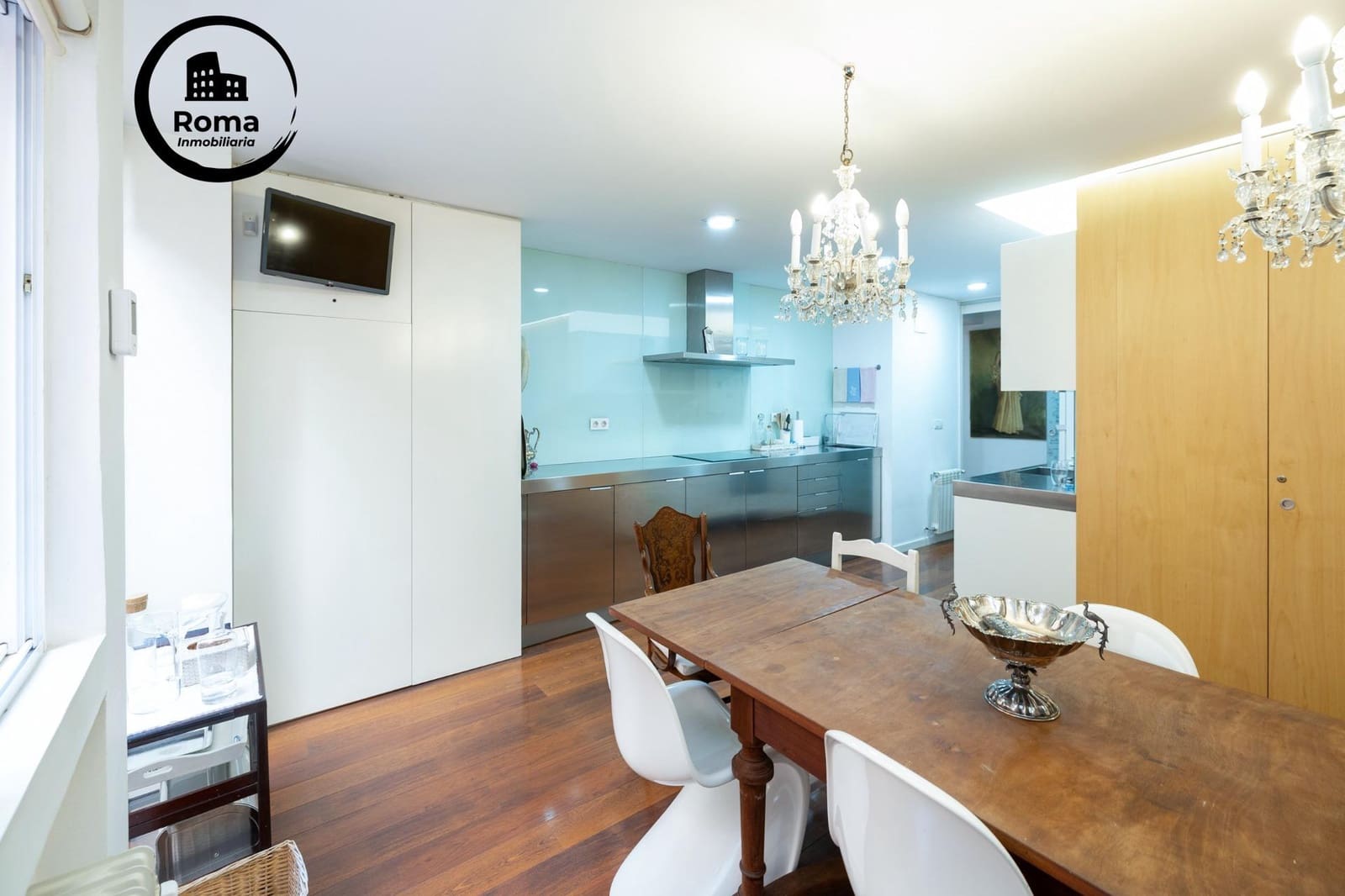 5 bedroom Flat for sale in Granada city with garage - € 799,000 (Ref: 9232707)