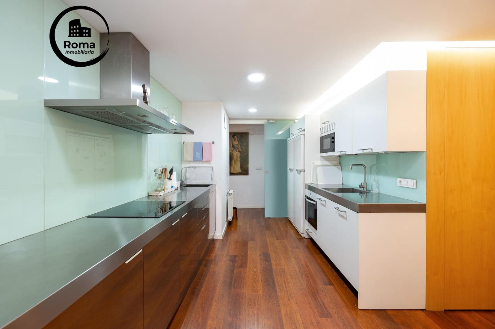 5 bedroom Flat for sale in Granada city with garage - € 799,000 (Ref: 9232707)