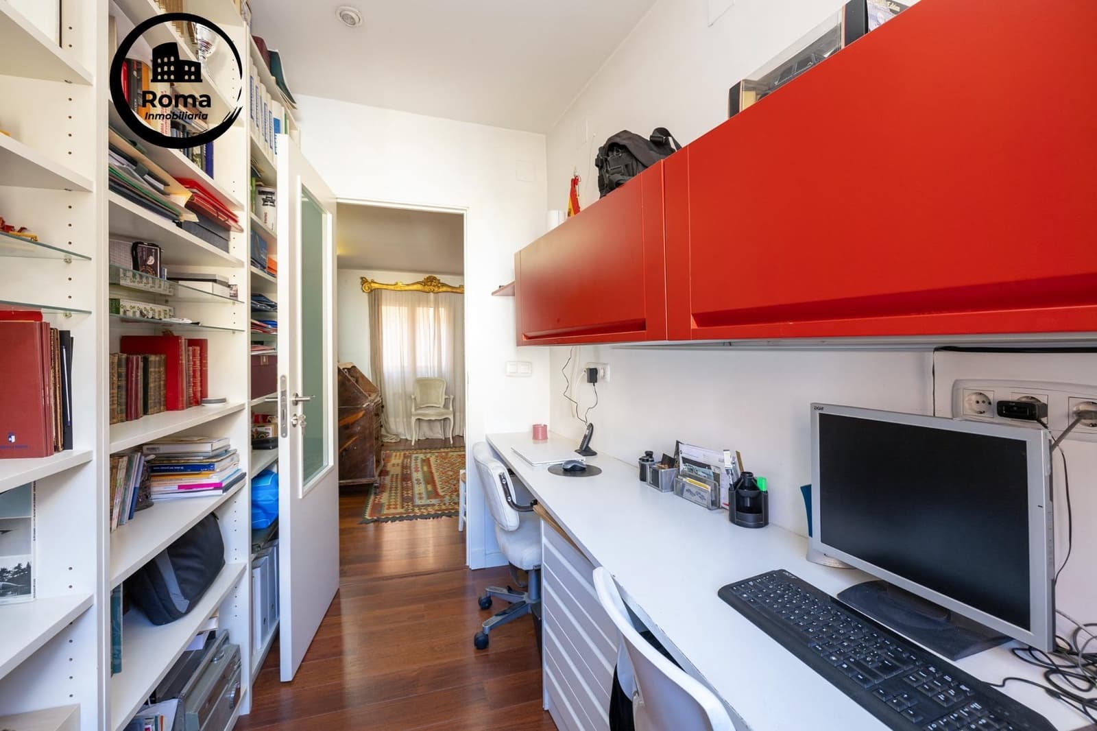 5 bedroom Flat for sale in Granada city with garage - € 799,000 (Ref: 9232707)