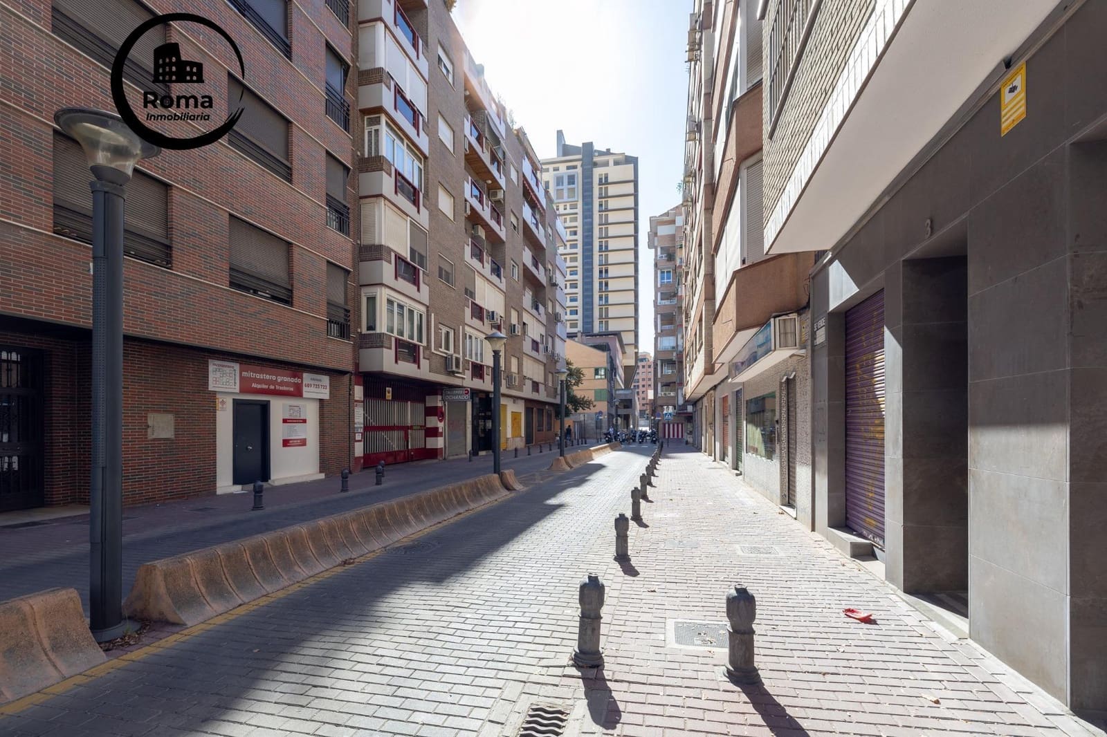 5 bedroom Flat for sale in Granada city with garage - € 799,000 (Ref: 9232707)