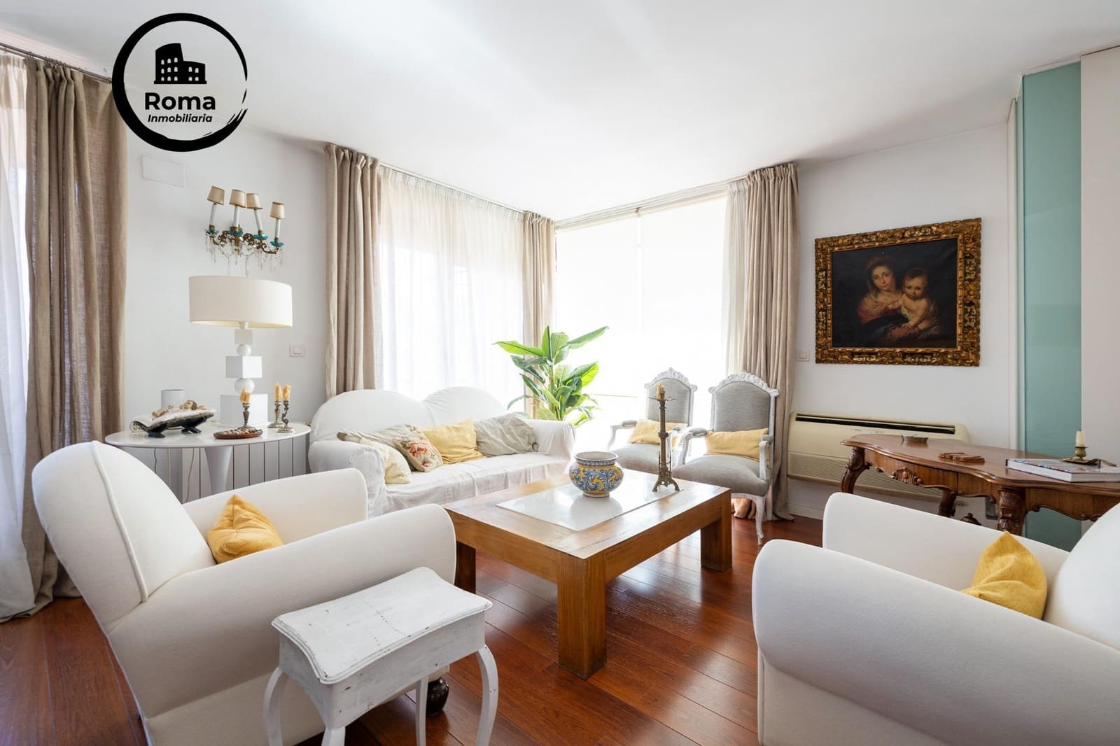 5 bedroom Flat for sale in Granada city with garage - € 799,000 (Ref: 9232707)