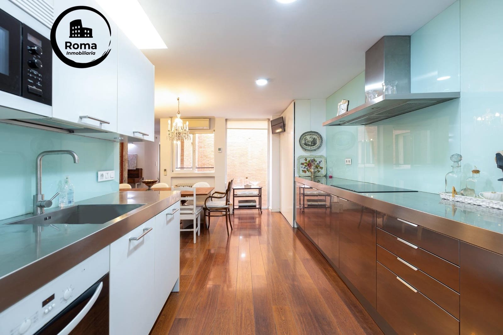 5 bedroom Flat for sale in Granada city with garage - € 799,000 (Ref: 9232707)