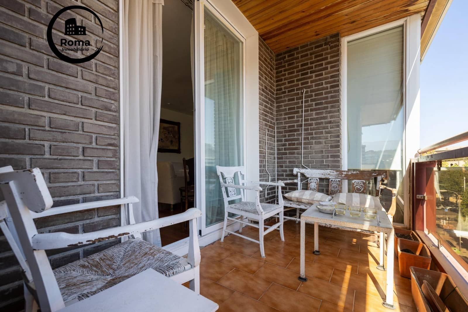5 bedroom Flat for sale in Granada city with garage - € 799,000 (Ref: 9232707)