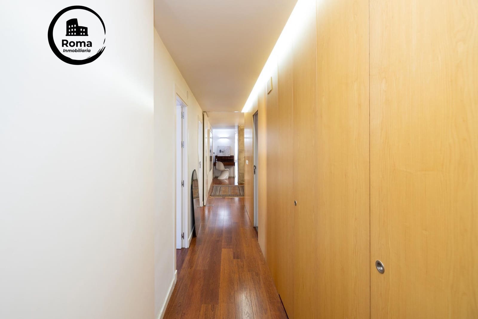 5 bedroom Flat for sale in Granada city with garage - € 799,000 (Ref: 9232707)