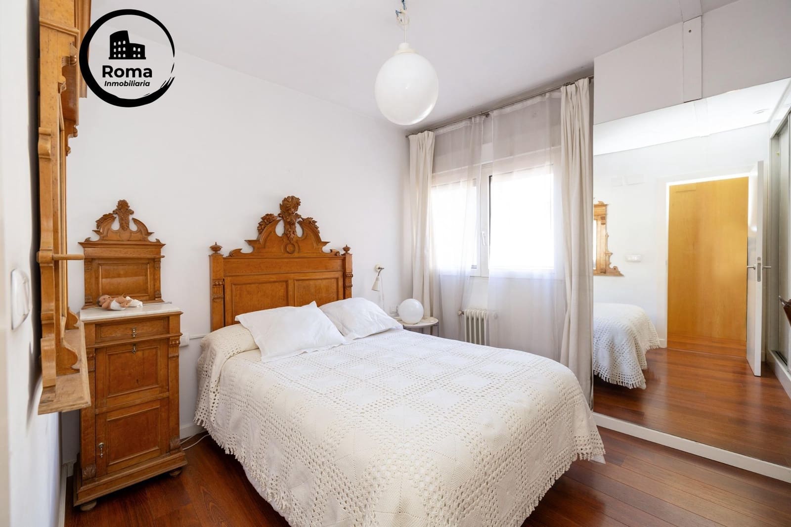 5 bedroom Flat for sale in Granada city with garage - € 799,000 (Ref: 9232707)