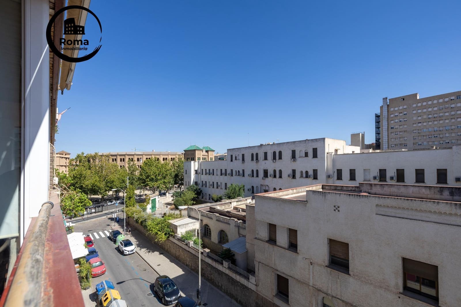 5 bedroom Flat for sale in Granada city with garage - € 799,000 (Ref: 9232707)