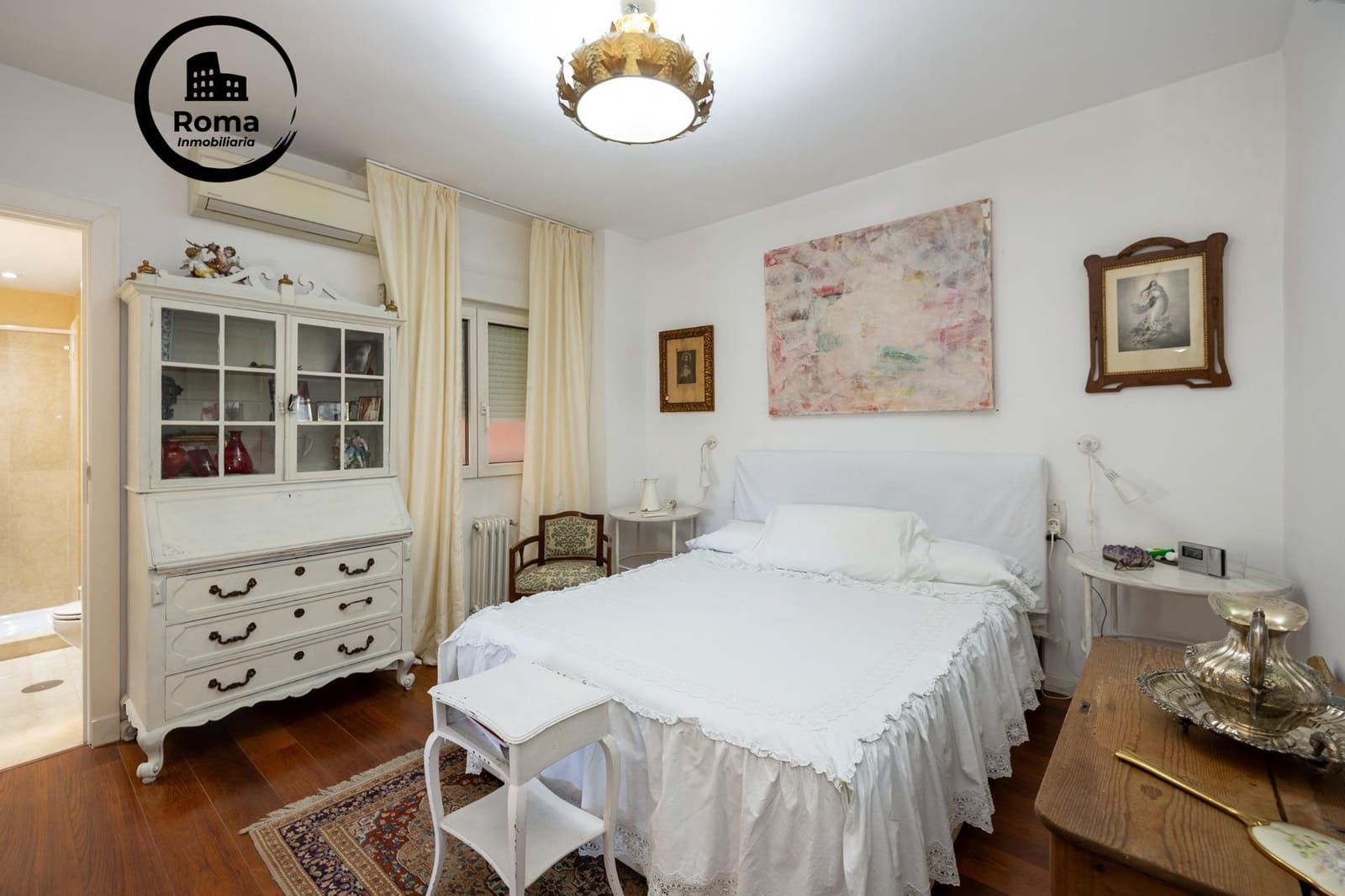 5 bedroom Flat for sale in Granada city with garage - € 799,000 (Ref: 9232707)