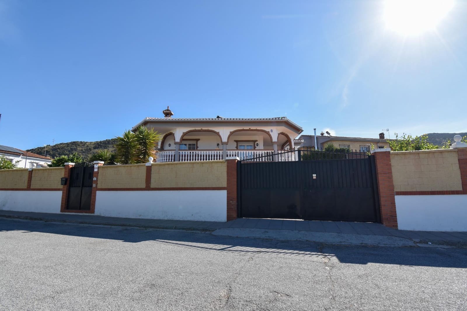 6 soveværelse Villa til salg i Padul med swimmingpool garage - € 515.000 (Ref: 9252195)