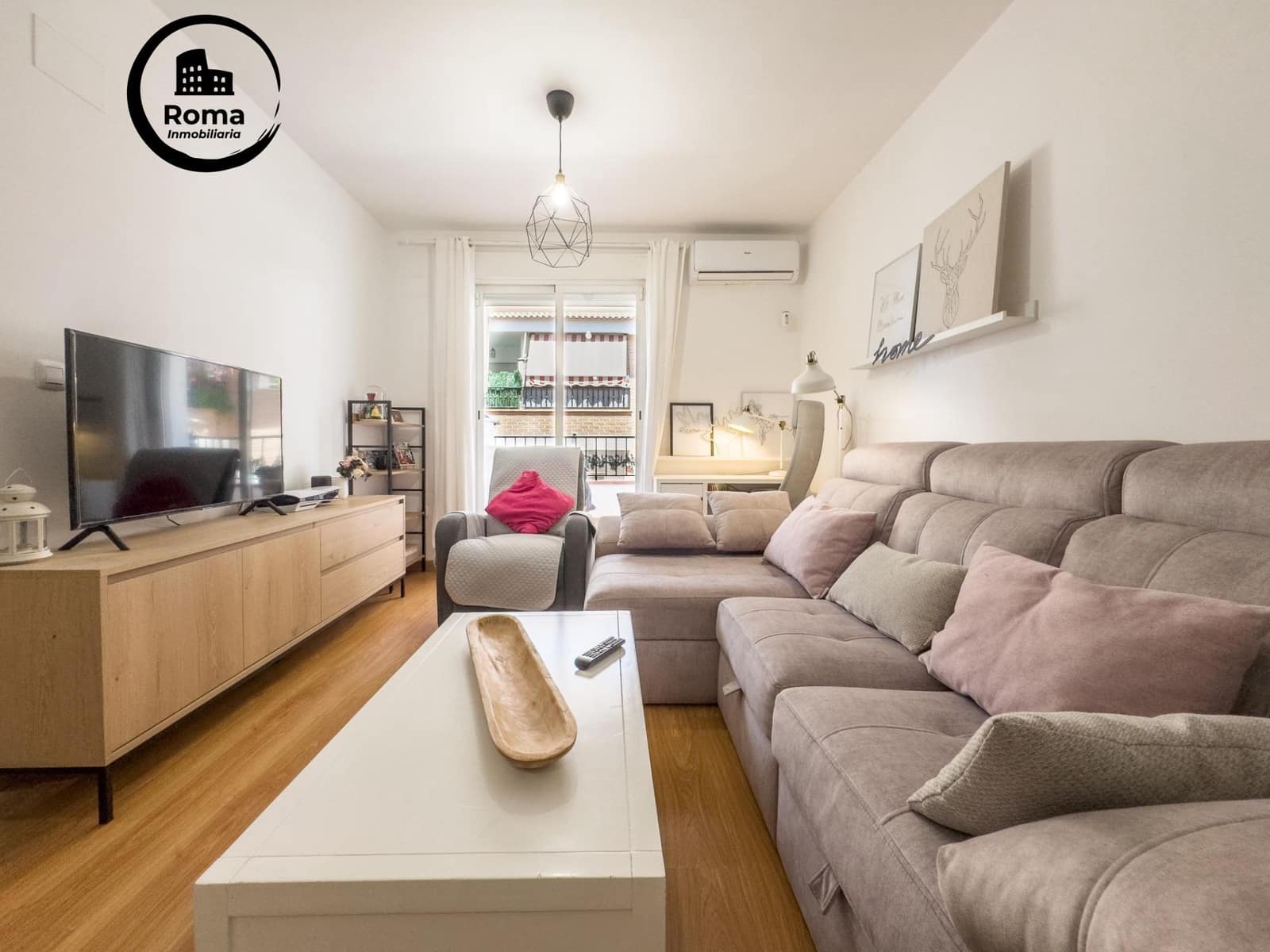 Piso de 2 habitaciones en Churriana de la Vega en venta con garaje - 179.000 € (Ref: 9301132)