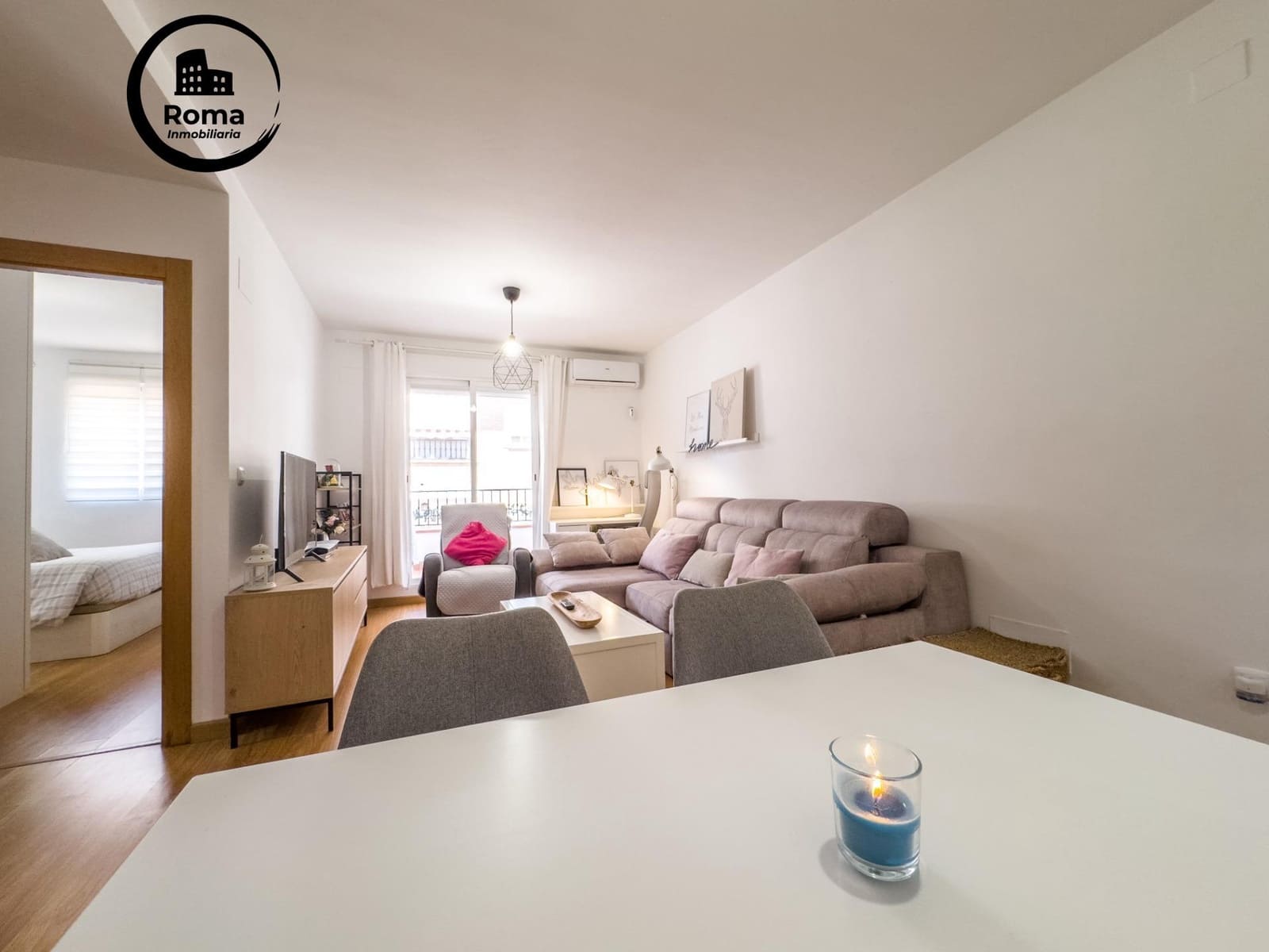 Piso de 2 habitaciones en Churriana de la Vega en venta con garaje - 179.000 € (Ref: 9301132)