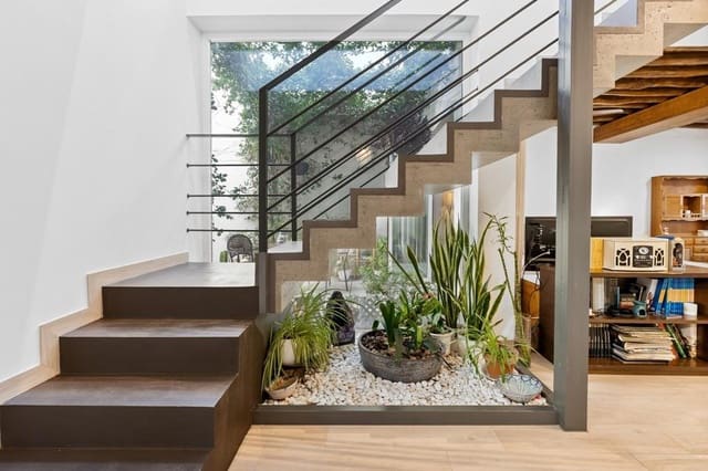 Adosado de 4 habitaciones en Granada ciudad en venta con piscina - 549.000 € (Ref: 9313017)