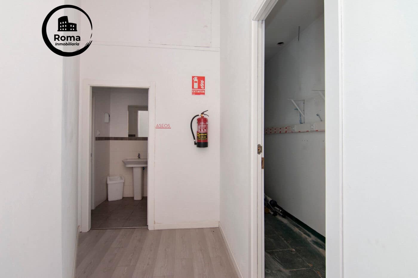 Business for sale in Pulianas with garage - € 1,200,000 (Ref: 9317964)
