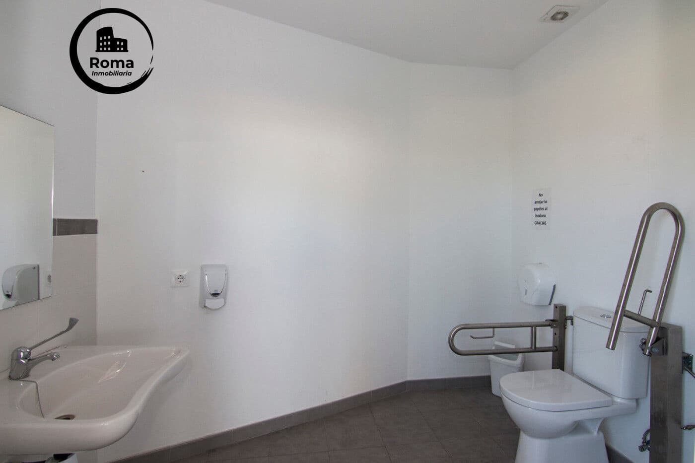 Business for sale in Pulianas with garage - € 1,200,000 (Ref: 9317964)