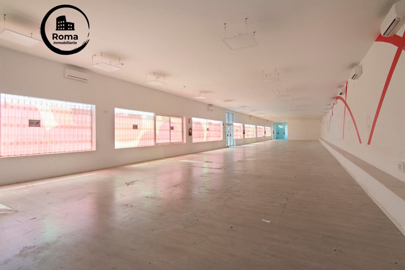 Business for sale in Pulianas with garage - € 1,200,000 (Ref: 9317964)