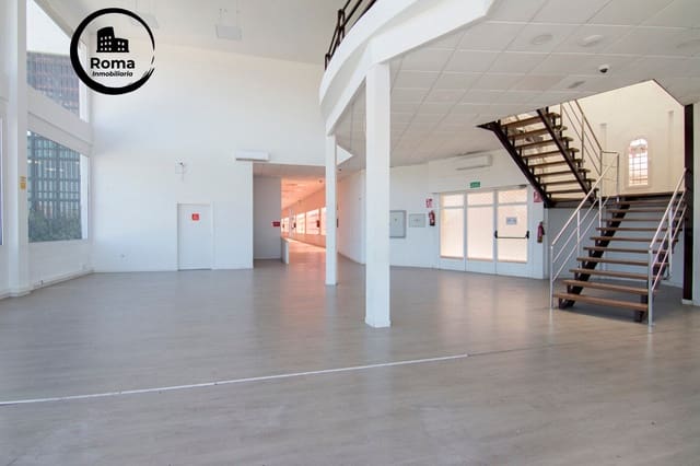 Business for sale in Pulianas with garage - € 1,200,000 (Ref: 9317964)