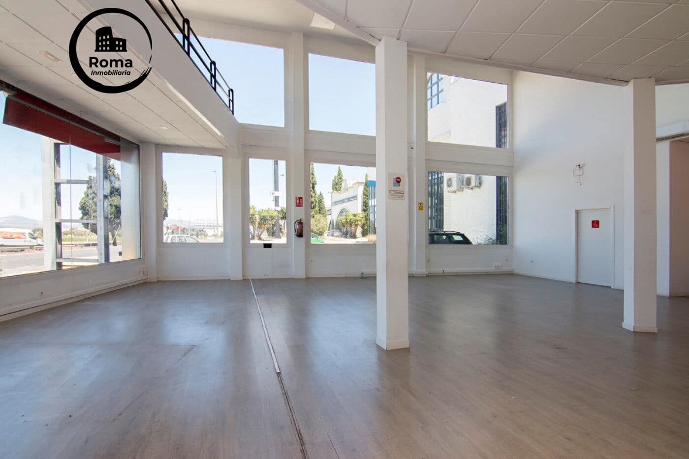 Business for sale in Pulianas with garage - € 1,200,000 (Ref: 9317964)