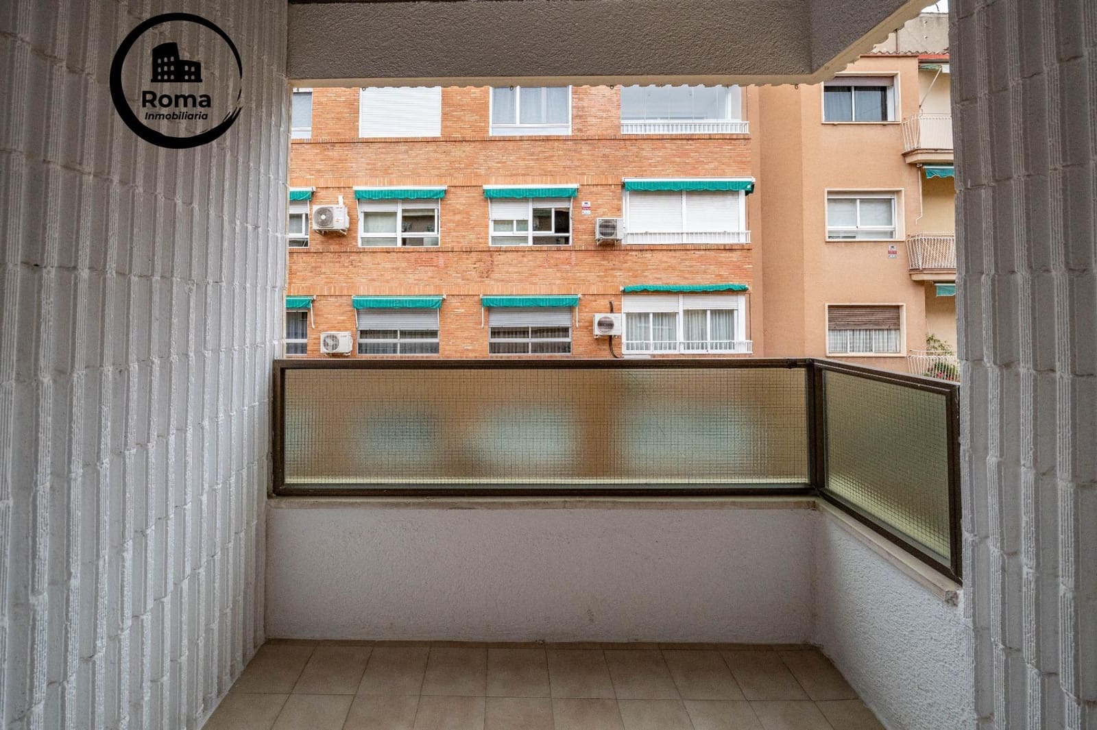Piso de 3 habitaciones en Granada ciudad en venta con garaje - 398.000 € (Ref: 9367721)