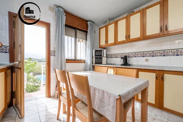 4 chambre Villa/Maison à vendre à Albaicin, Grenade ville avec piscine garage - 288 000 € (Ref: 9385746)
