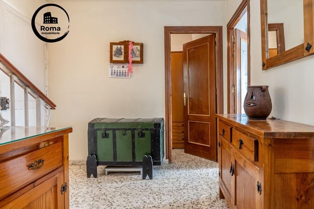 4 chambre Villa/Maison à vendre à Albaicin, Grenade ville avec piscine garage - 288 000 € (Ref: 9385746)
