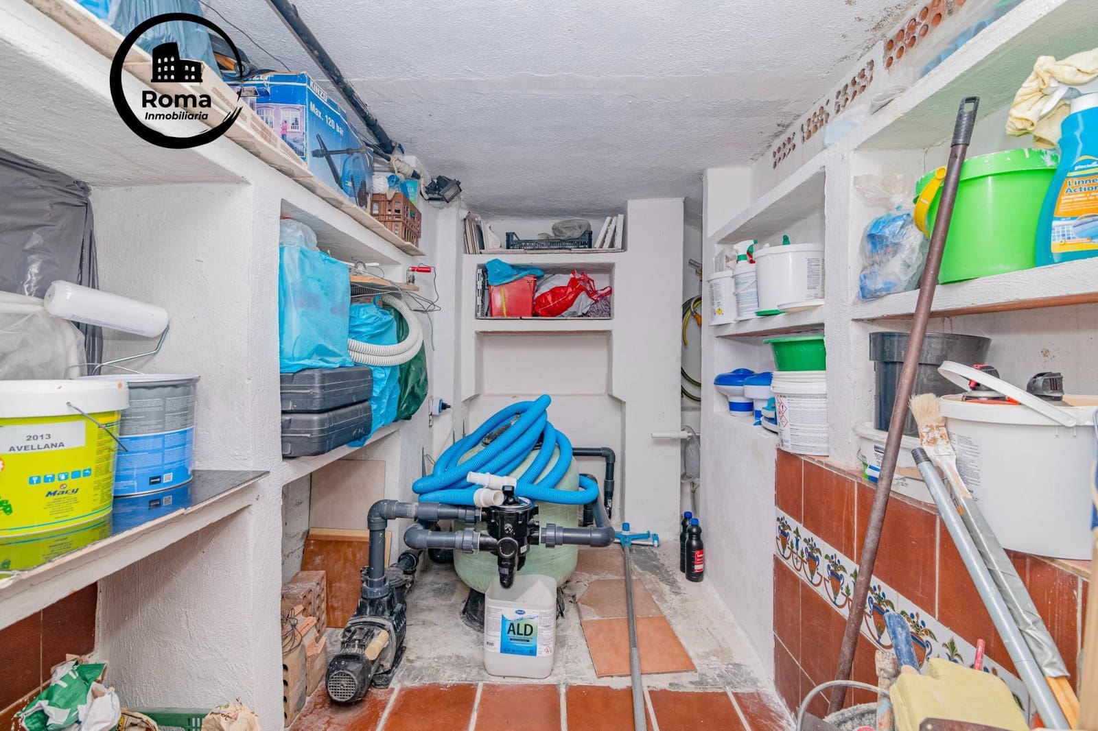 5 soveværelse Villa til salg i Jun med swimmingpool garage - € 279.900 (Ref: 9396164)